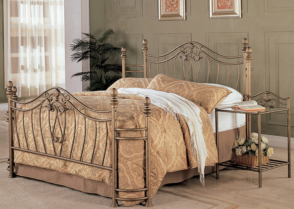 Rusted Gold Queen Metal Bed Frame, Metal Bed Frame For Queen Bed
